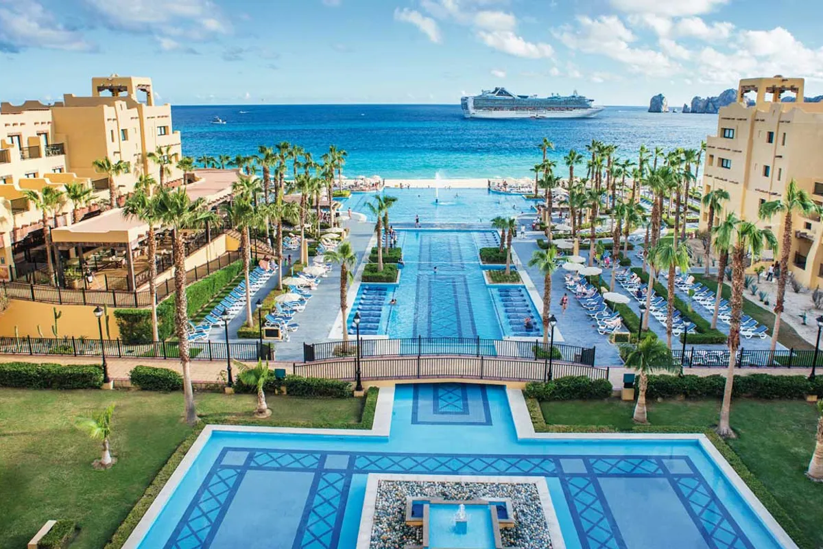 Riu
Santa Fe spring break hotel